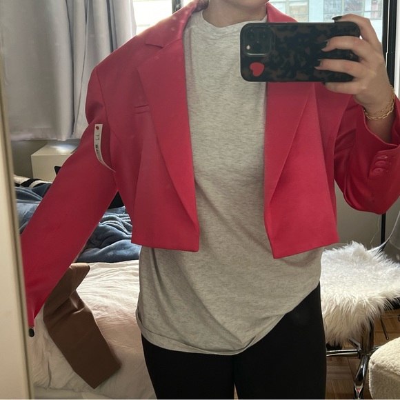 Alice + Olivia Shan Boxy Oversized Cropped Satin Blazer in Candy SAMPLE - Picture 5 of 5